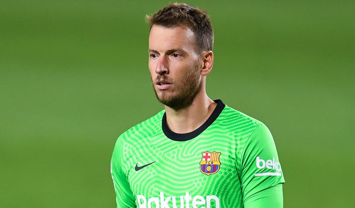 Sedang Pailit, Barcelona...