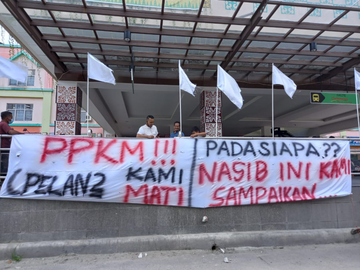 Ratusan Pedagang Pekanbaru...