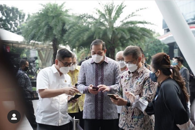 Mendag Lutfi Ajak Masyarakat...