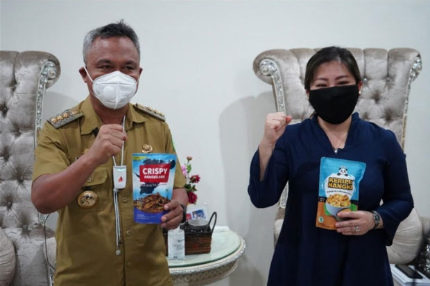 Bupati Luwu Timur Puji...