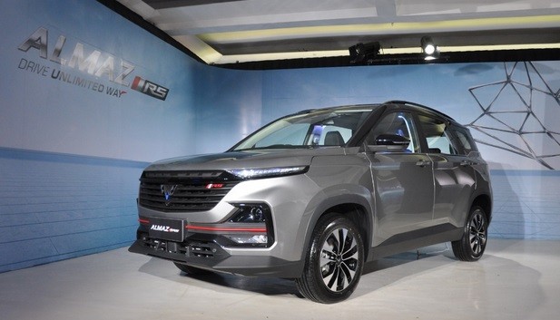 Wuling Almaz RS, SUV...