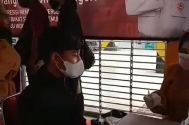 Takut Jarum Suntik,...