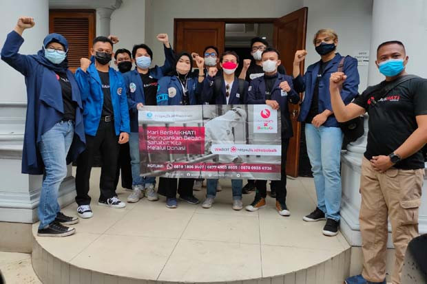 Warga dan Seniman Terdampak...
