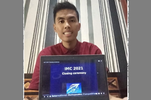 Mahasiswa ITS Rebut...
