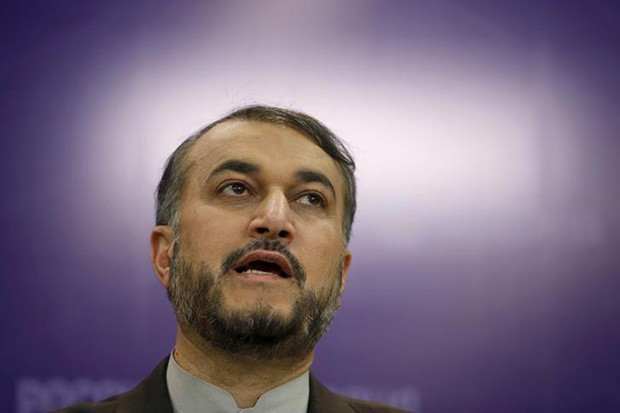 Raisi Tunjuk Diplomat...