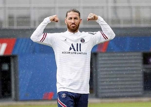 Messi Datang, Sergio...