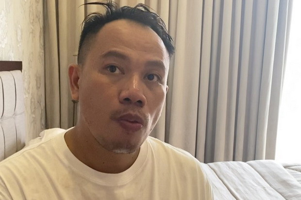 Vicky Prasetyo Cari...