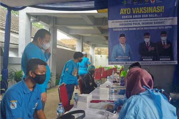 Target Vaksin Belum...
