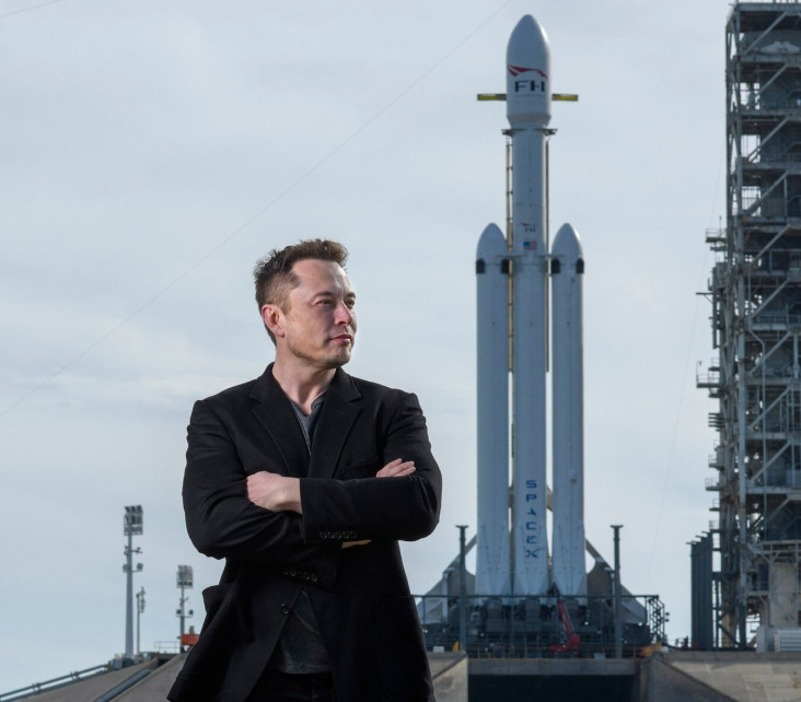 Roket Elon Musk yang...