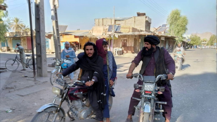 Taliban Kini Hanya Berjarak...