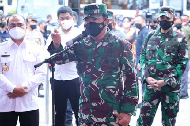 Panglima TNI Minta Petugas...