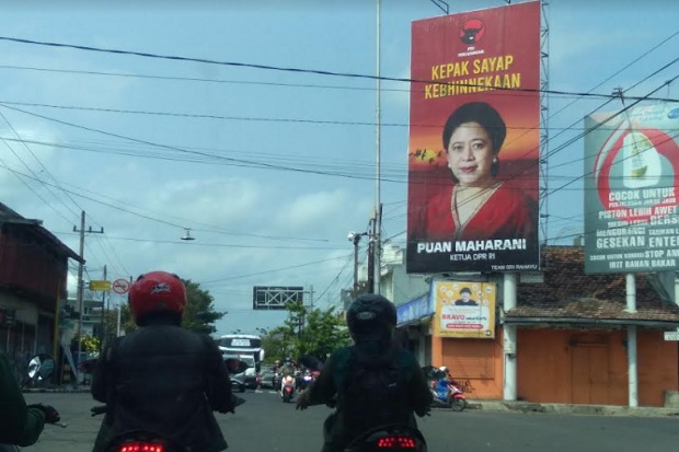 Baliho Puan For Presiden...