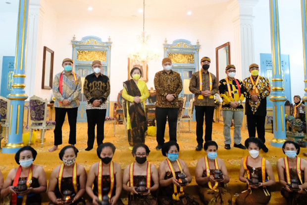 Keraton: Pendahulu Airlangga...