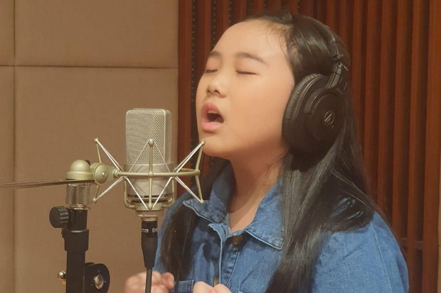 Michelle Liu, Penyanyi...