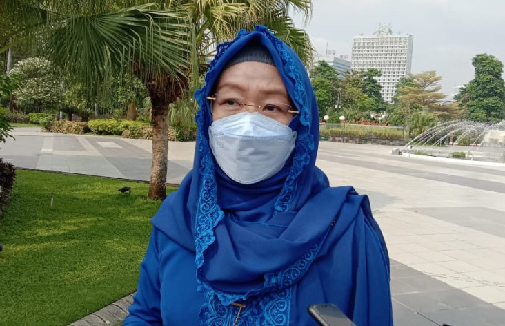 Kebut Vaksinasi di Surabaya,...
