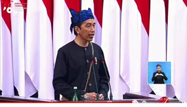 Jokowi: Pemerintah Kerahkan...