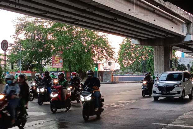 Hari Terakhir PPKM Level...