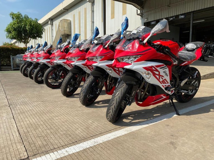 Kawasaki Lakukan Pengiriman...