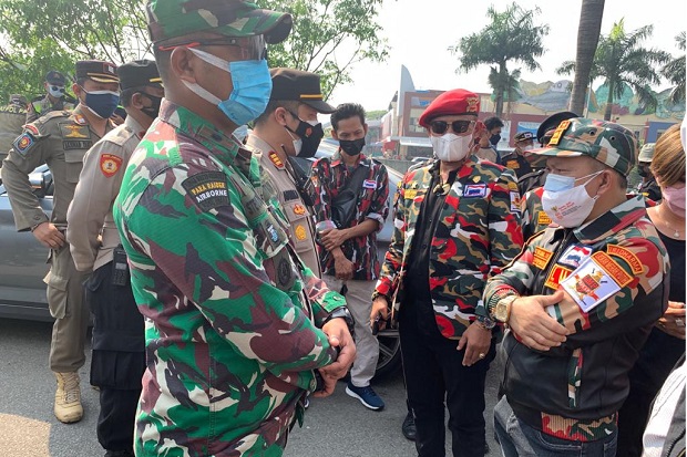 Dilarang Bentangkan...