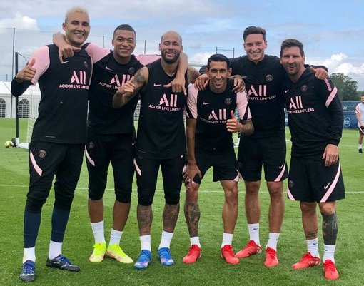Lionel Messi Yakin Bisa...