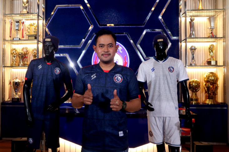 Liga 1: Pamerkan Relief...