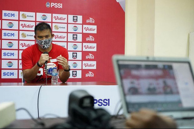 6 Pesepak Bola Indonesia...