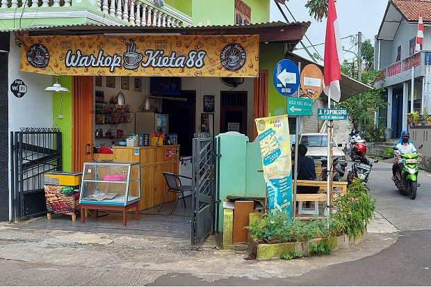 Perampok Tunggal Satroni...