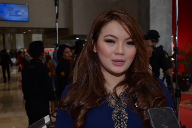 Hillary Ungkap Peran...