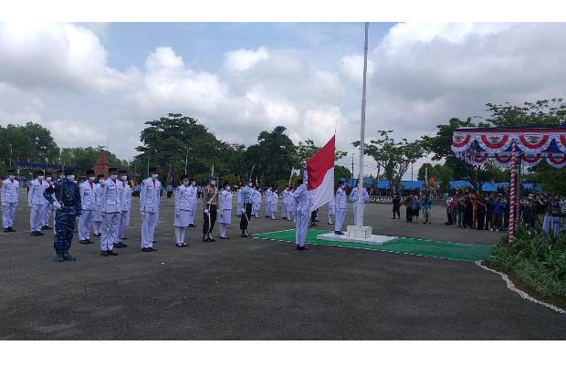 Bupati Jayapura Mathius...