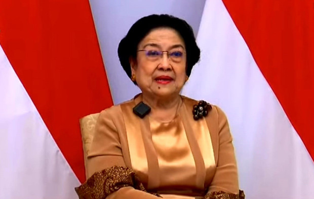 Megawati Mengaku Menangis...