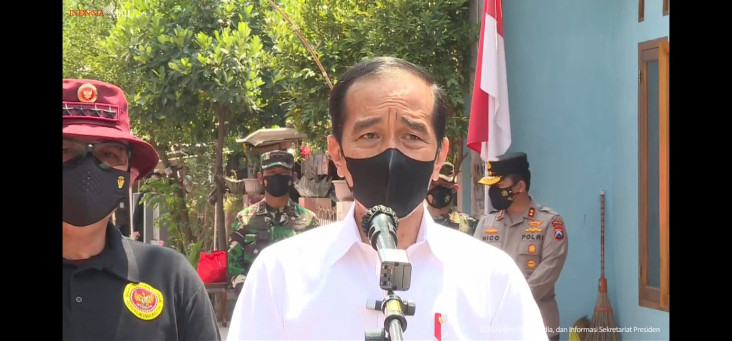 Jokowi Apresiasi Vaksinasi...