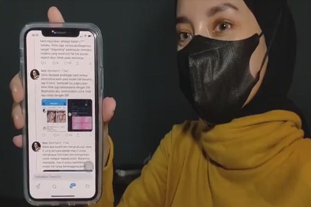 Polisi Tunggu Model...