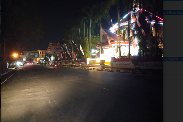 Lampu Penerangan Jalan...
