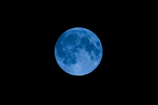 Fenomena Blue Moon,...