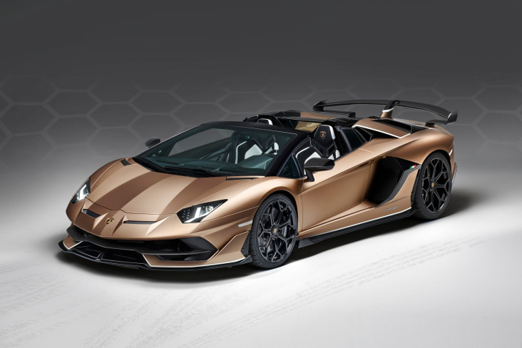 Lamborghini Patenkan...
