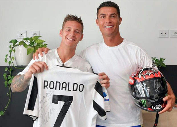 Kunjungi Markas Juventus,...