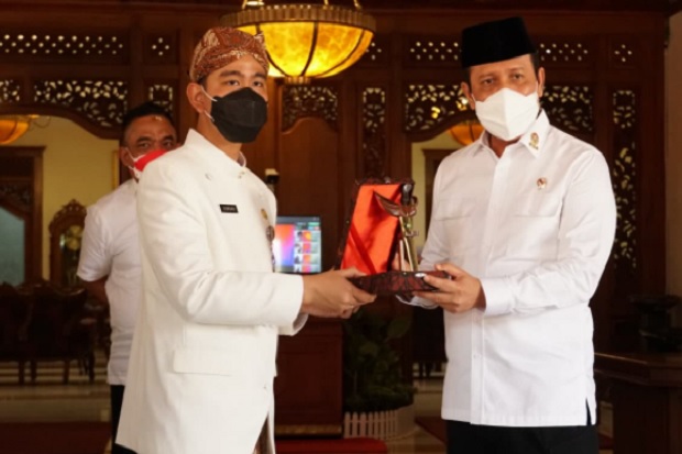 Usai Bertemu Gibran,...