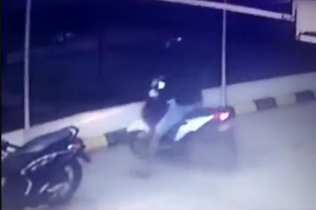 Gasak Motor Karyawan...