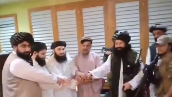 Taliban Klaim Saudara...