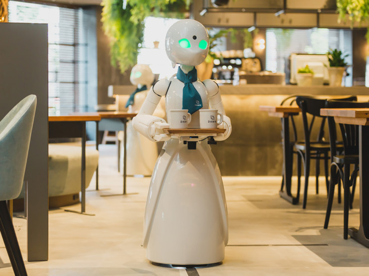 Kafe di Tokyo Pekerjakan...