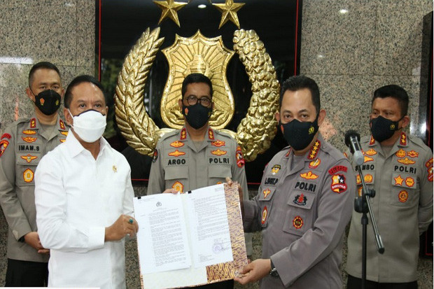 PT LIB Harap Masyarakat...