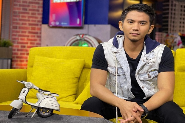 Kenang Masa Lalu, Rizki...