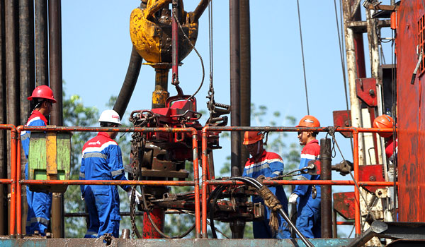 Pertamina Potong Waktu...