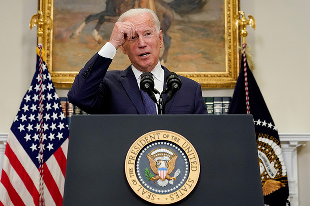 Biden Pertimbangkan...