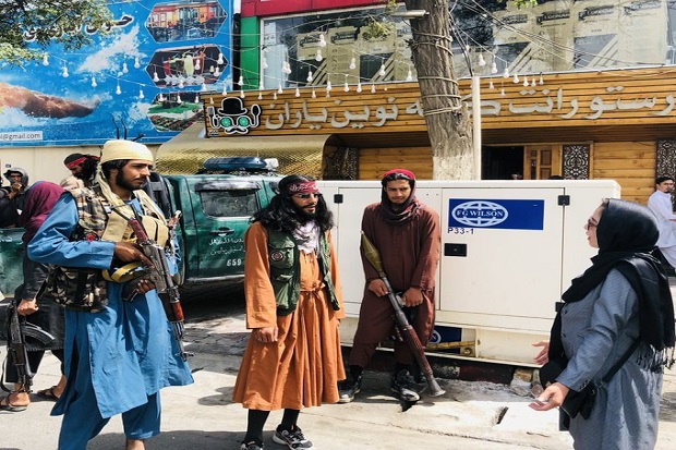 Milisi Taliban Pakai...