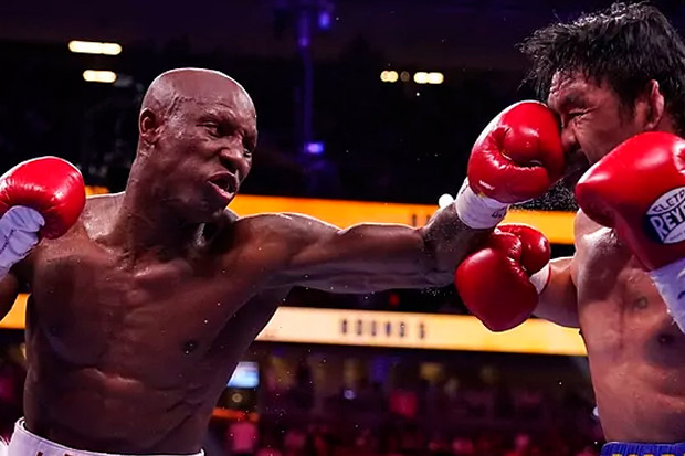 Pelatih Errol Spence...