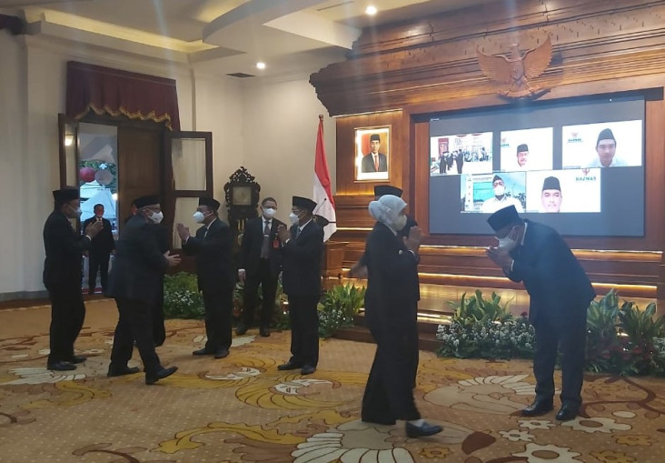 Gubernur Khofifah Minta...