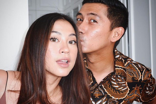 Curhatan Terungkap,...