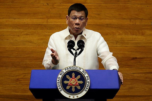 Duterte Putuskan Nyalon...
