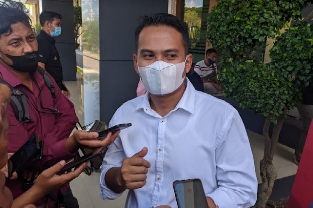 Rizki Dibunuh dengan...
